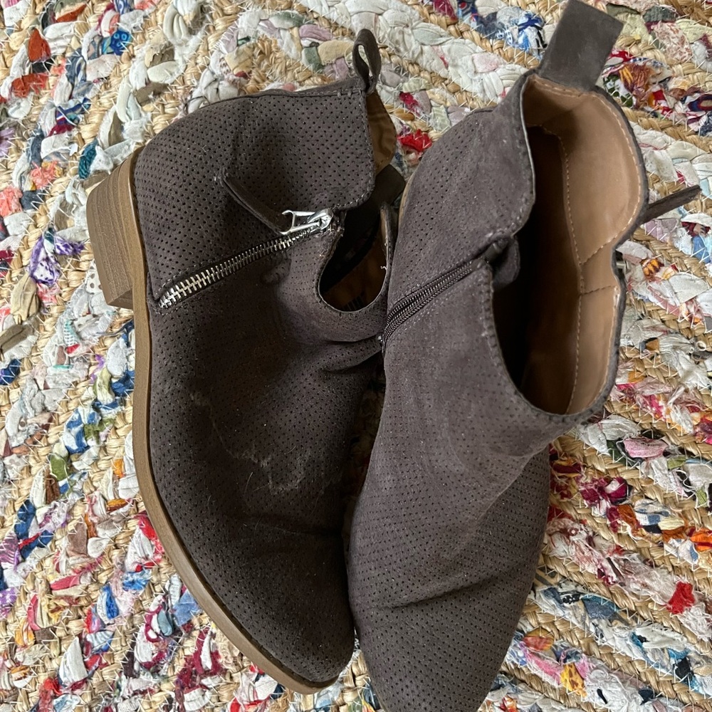 Universal Thread Chocolate Ankle Booties